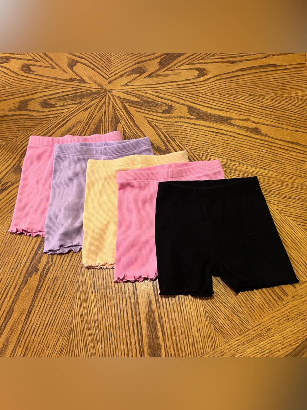 5 Girls Ribbed Lounge Biker Shorts - Size 24M
